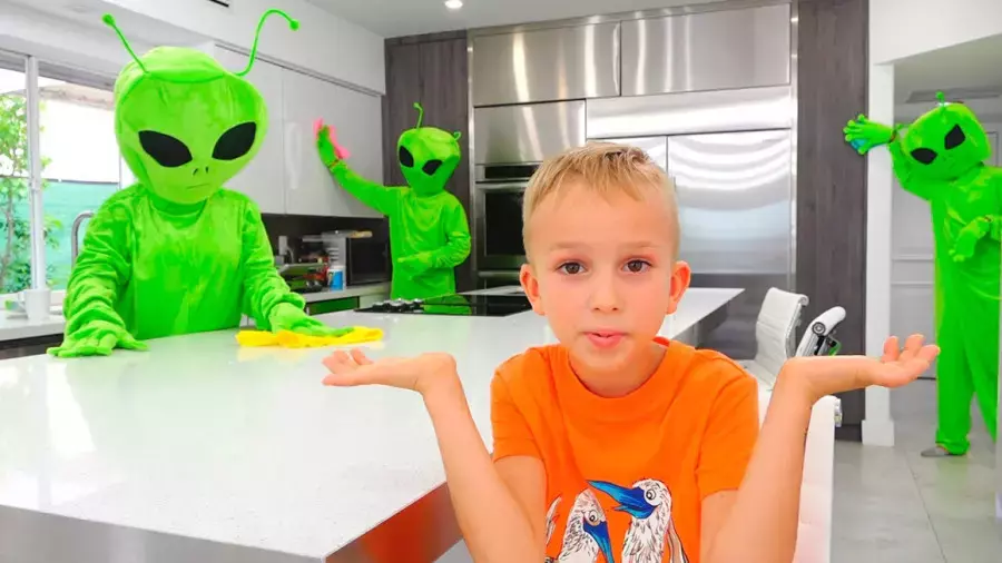 ولاد و نیکی-نیکی چالش  آدم فضایی-کارتون ولاد ونیکی جدید-برنامه کودک ولادنیکی