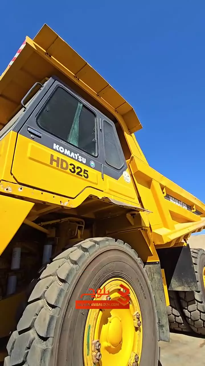 دامپتراک komatsu  کوماتسو در بازرگانی تجارت بلوچ