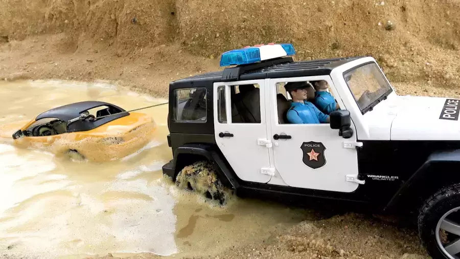 ماشین بازی جدید - برنامه کودک پسرانه - نبرد ماشین پلیس - سرگرمی پسرانه