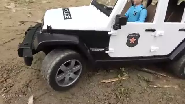 ماشین های اسباب بازی، برنامه کودک، ماشین قاتل و پلیس