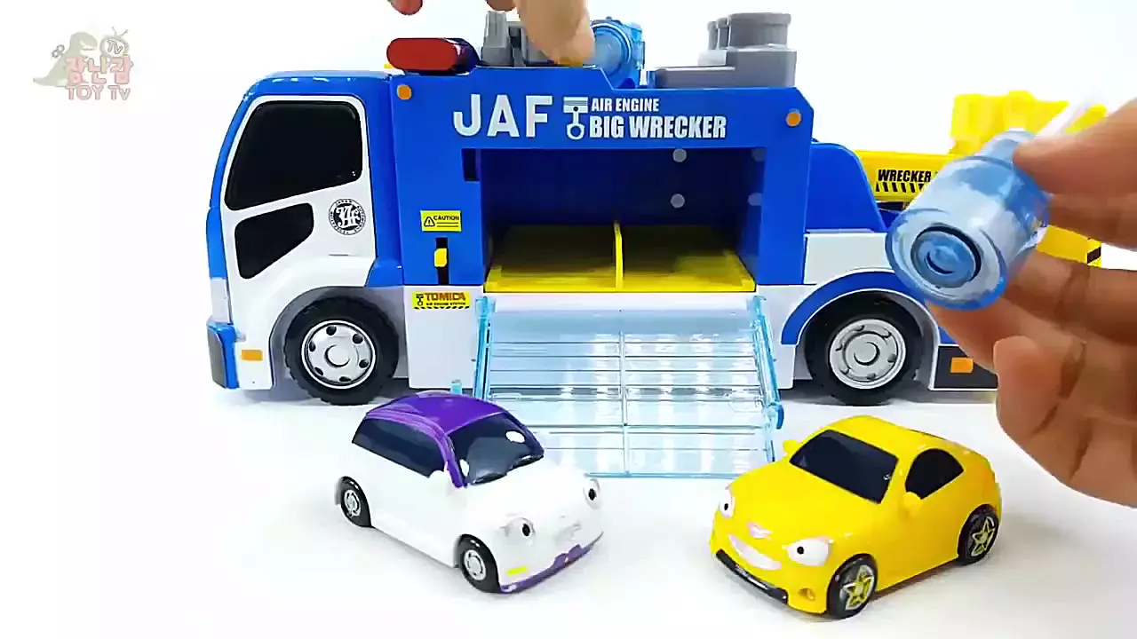 برنامه کودک بازی با ماشین پلیس های تبدیل شونده