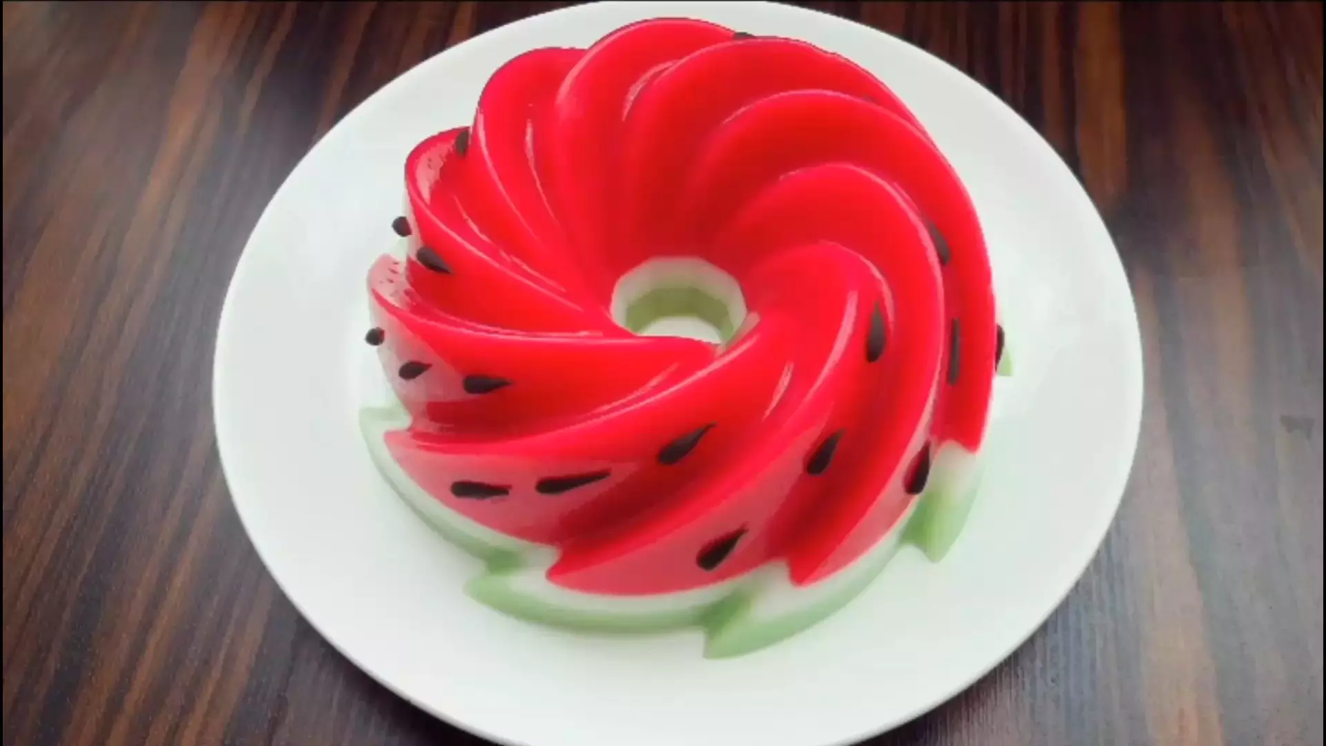 آموزش آشپزی دسر یلدایی | طرز تهیه ژله هندوانه برای شب یلدا