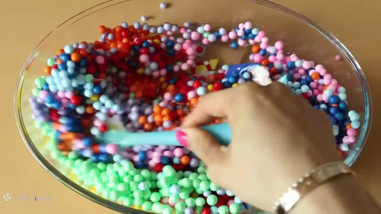 اسلایم بازی ، آموزش ساخت اسلایم ، اسلایم لوله ای ، بازی با اسلایم