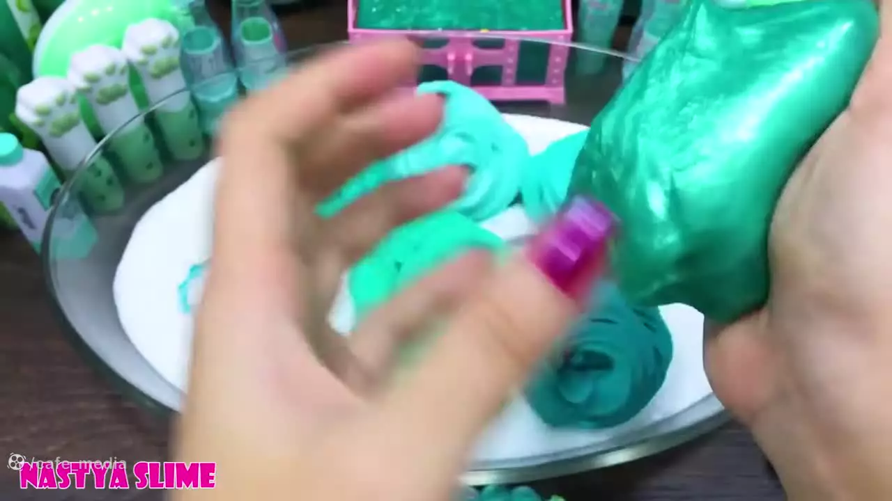 ترکیب کردن اسلایم نعنایی : آموزش ساخت اسلایم نرم : اسلایم بازی جدید