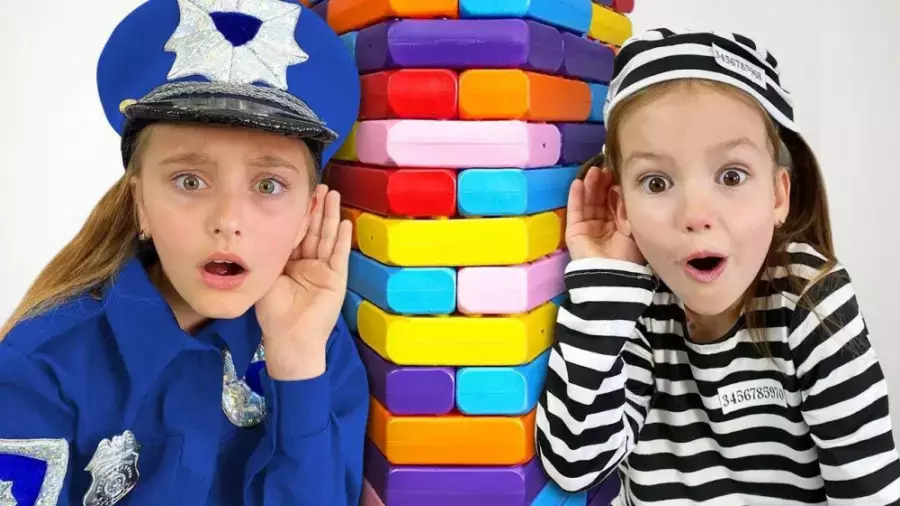 برنامه کودک ساشا و آنیتا | داستان ساشا پلیس شهر