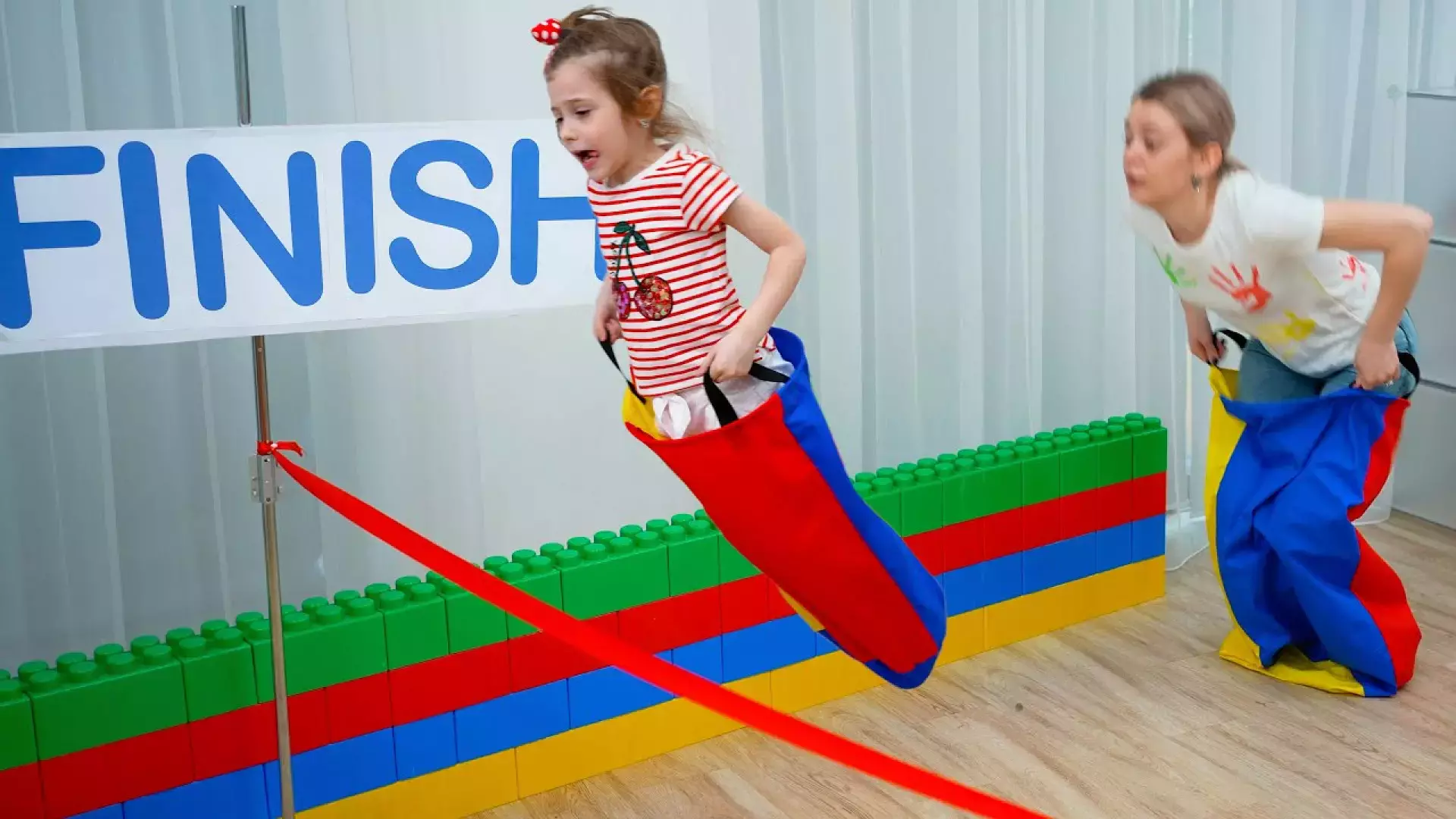 برنامه کودک ایوا و مامانی | بازی های جذاب و خنده دار سرگرمی طولانی