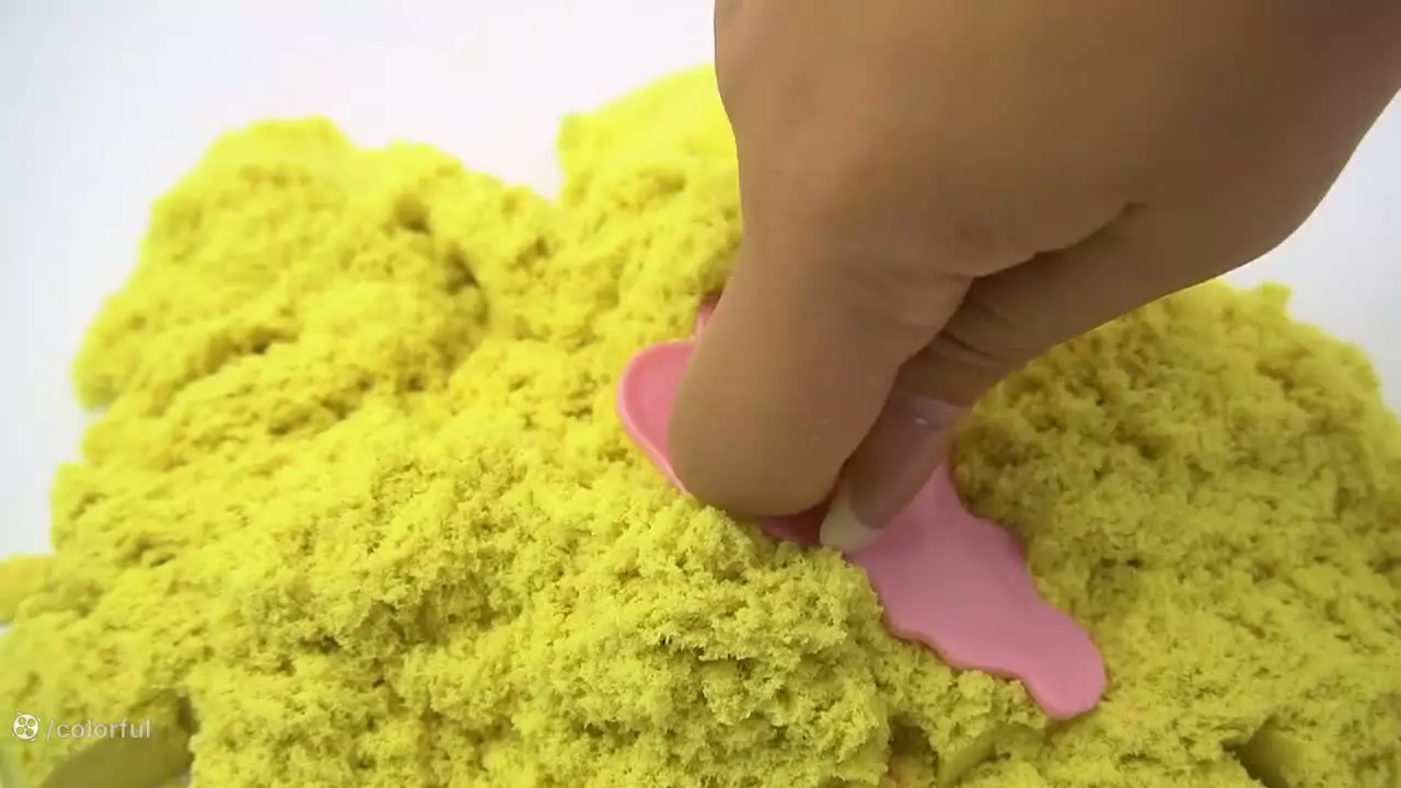 اسلایم بازی ، آموزش ساخت اسلایم ماهی، اسلایم توپ رنگی ، بازی با اسلایم