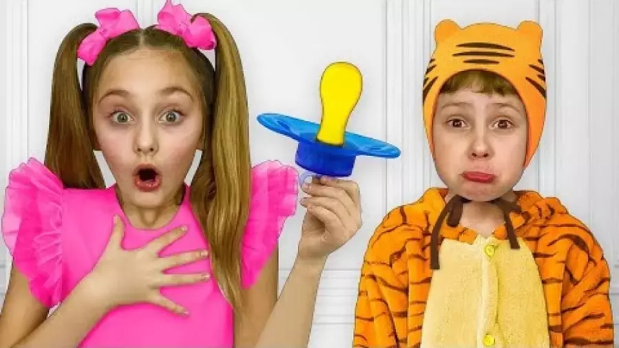 برنامه کودک ساشا و آنیتا | داستان نی نی بامزه