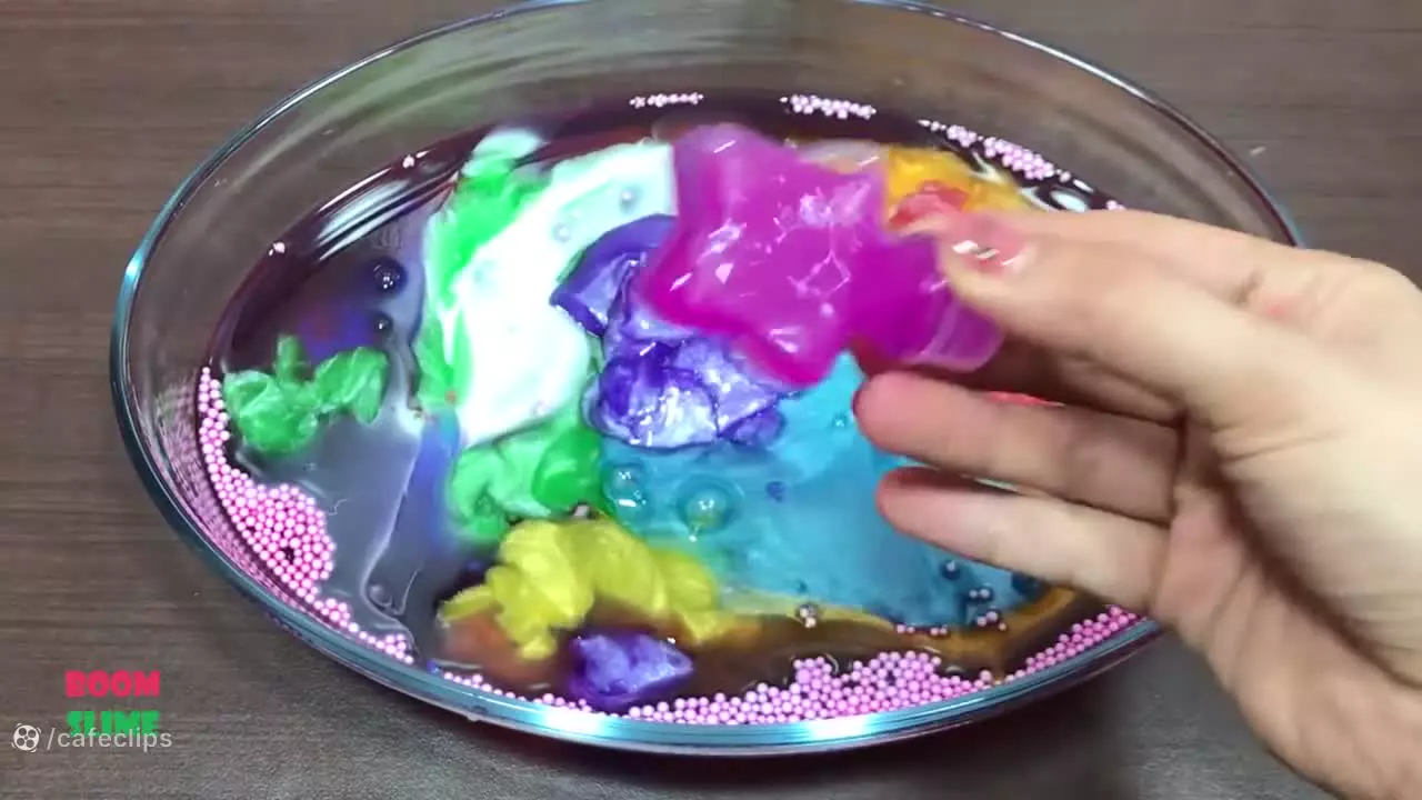 مخلوط کردن اسلایم رنگی/ آموزش ساخت اسلایم / اسلایم بازی کودکان/ اسلایم