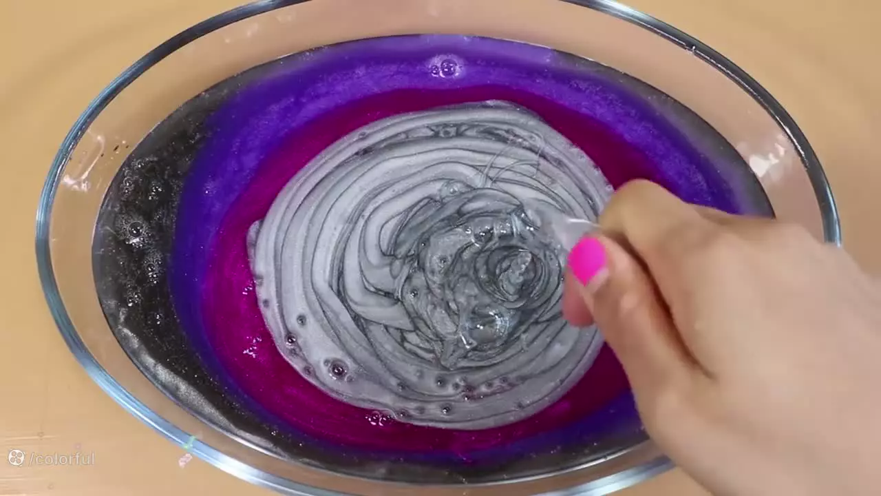 آموزش ساخت اسلایم ؛ اسلایم بازی جدید ؛ مخلوط اسلایم کودک ؛ اسلایم اسمر