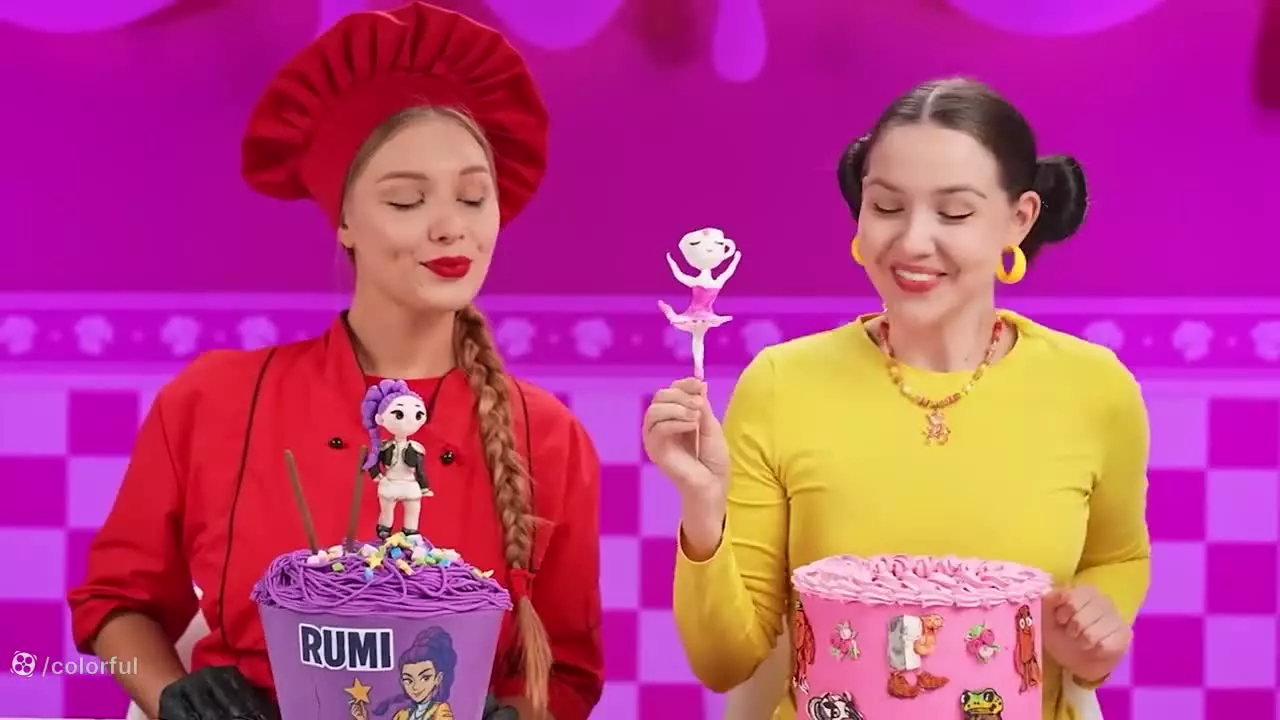 چالش غذاخوری طولانی | تست غذاهای عجیب و خوشمزه چالش موکاچو