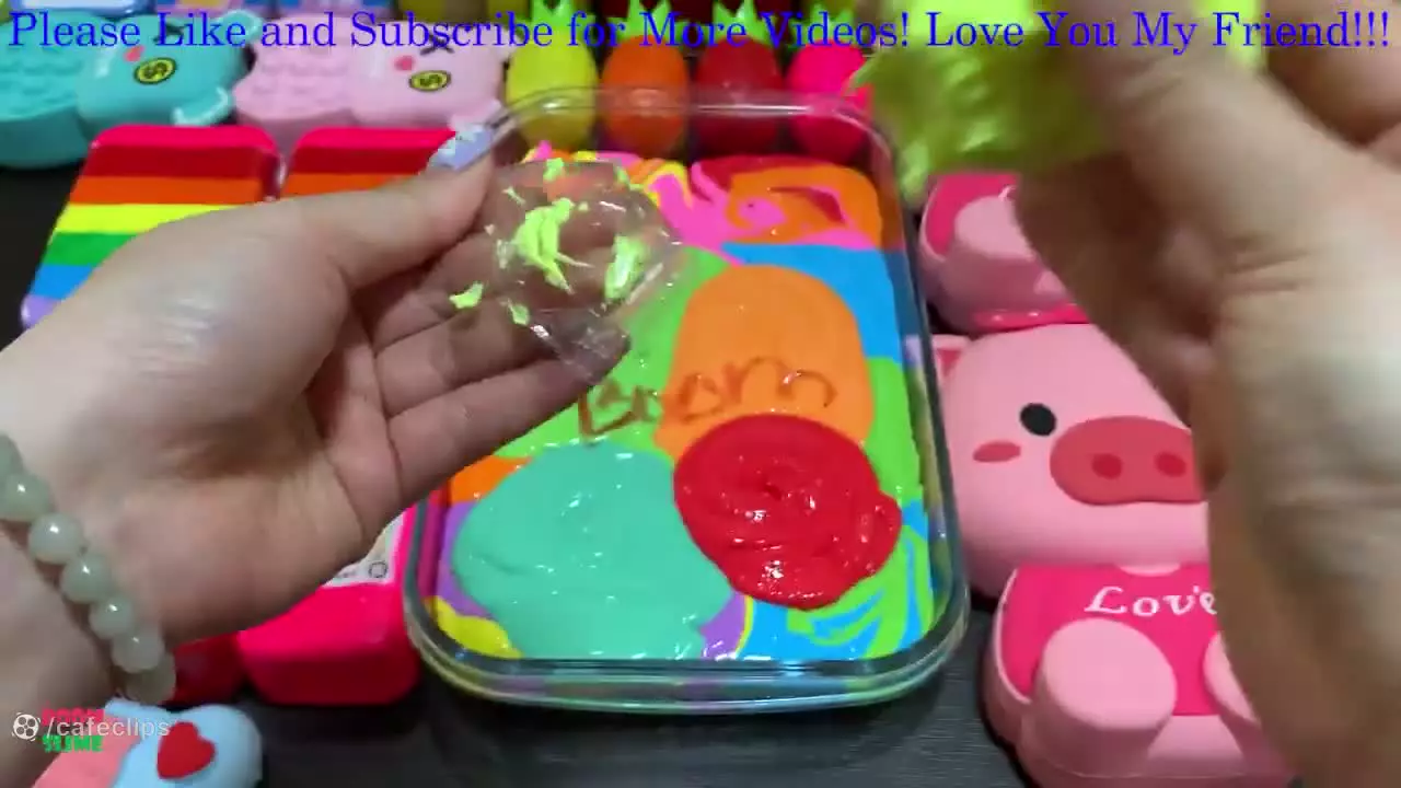 مخلوط کردن اسلایم ژله ای , آموزش ساخت اسلایم براق رنگی , اسلایم بازی کودکان