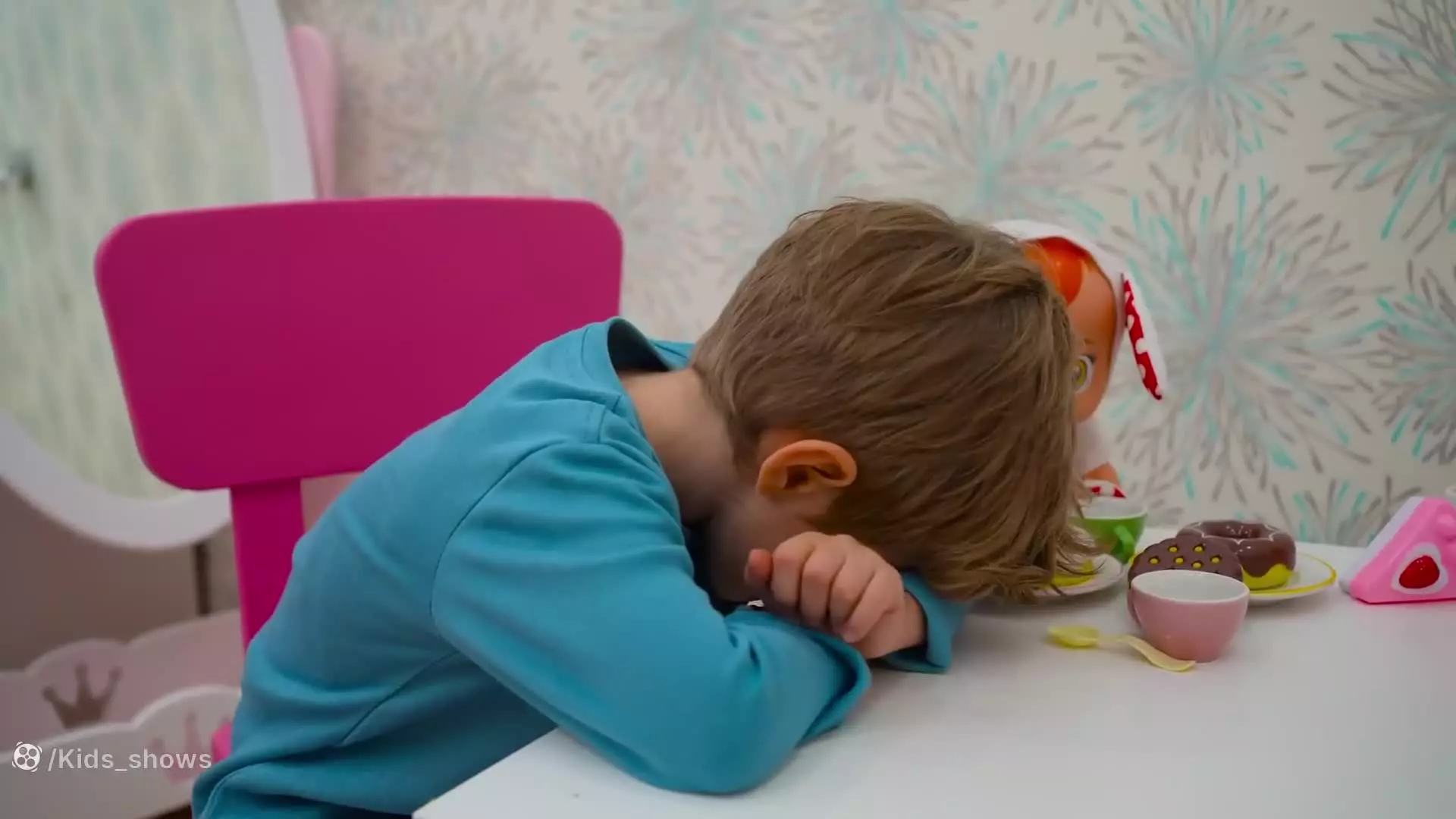 کارتون کودک ایواشو پلیس بازی | بازی‌های آموزشی ایوا و مامان