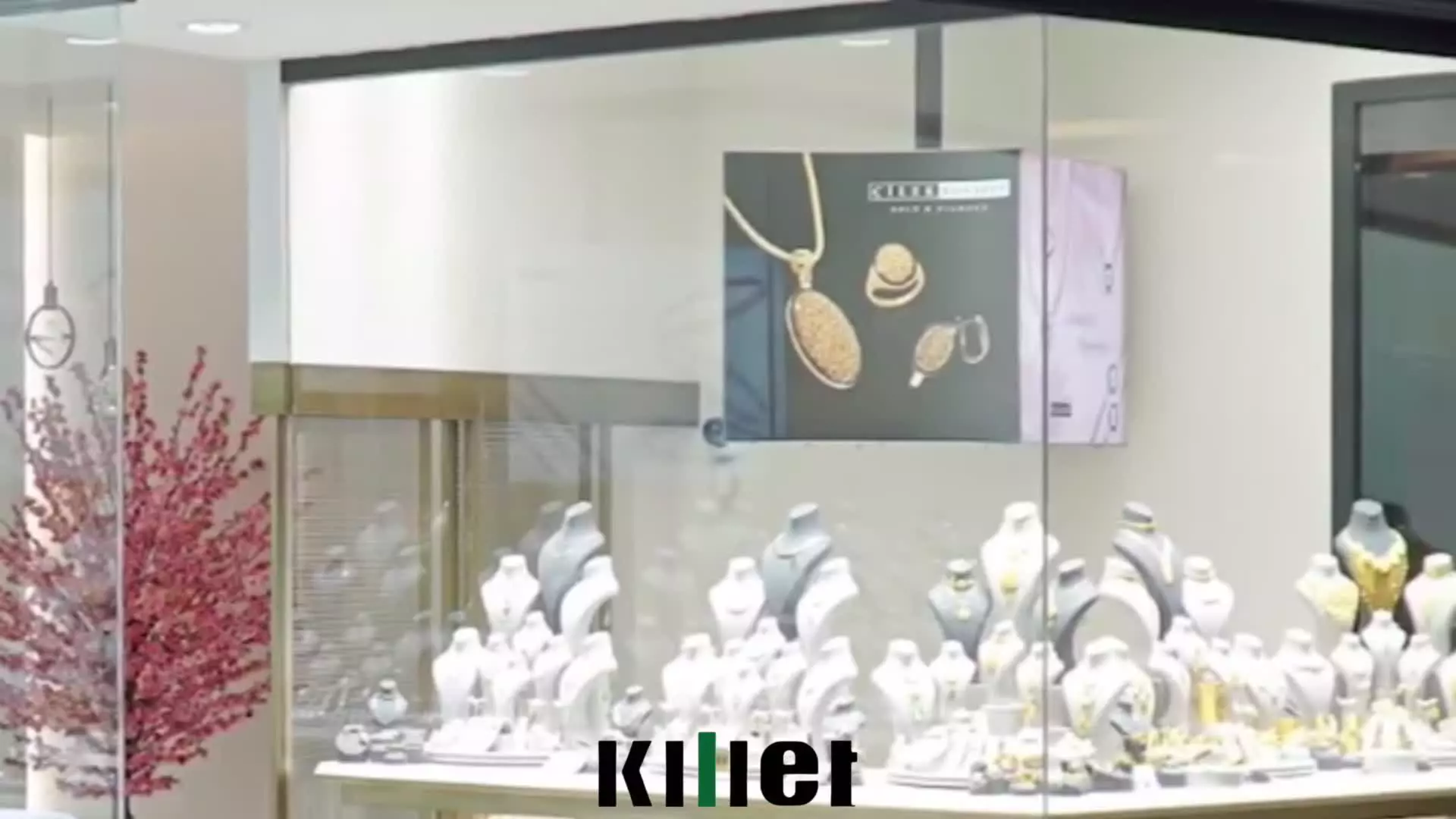 یه ویترین ساده نیست… اینجا هنرِ فروش می‌درخشه!