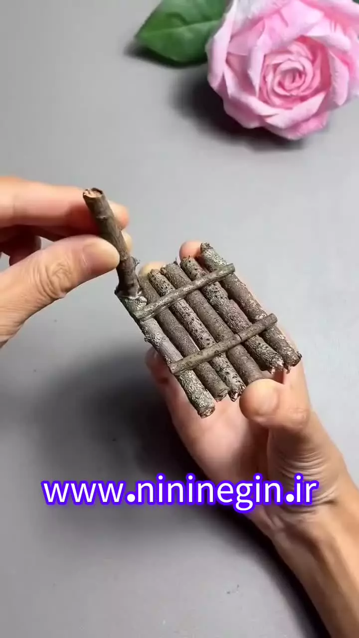 ساخت صندلی با شاخه درخت