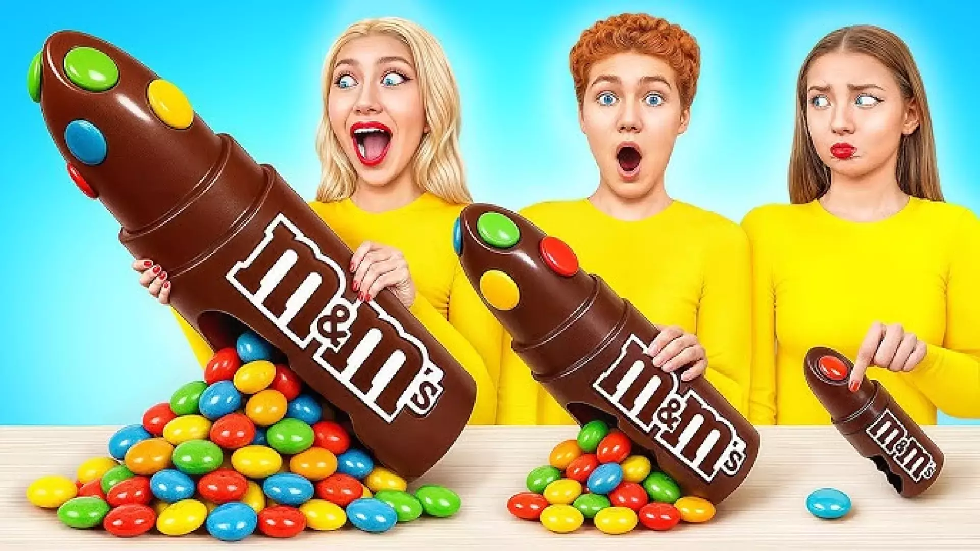 چالش غذایی خنده‌دار جدید: مسابقه اسمر فود بین دونا و تیمش