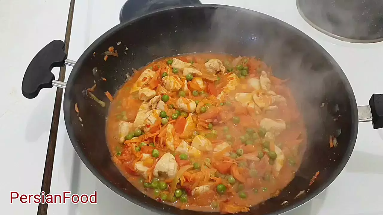 غذای فوری با سینه ی مرغ