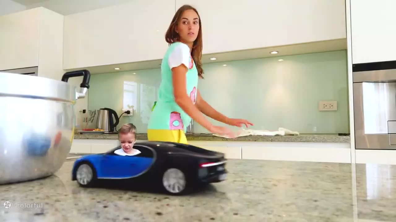 ولاد و نیکی- ماشین فروشی مامان و کریس-کارتون ولاد ونیکی جدید- کودک ولادو نیکی