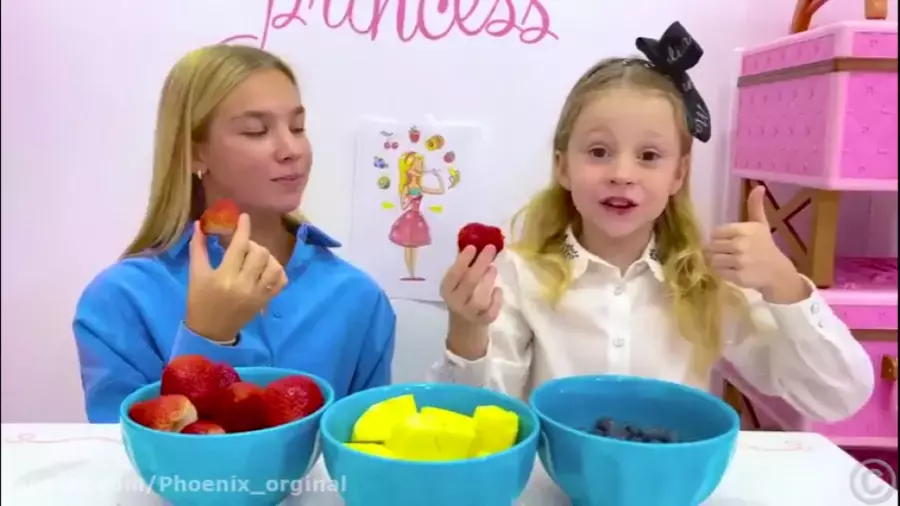 وقتی ناستیا، استیسی و بابایی با هم یک شهر کامل ساختند!