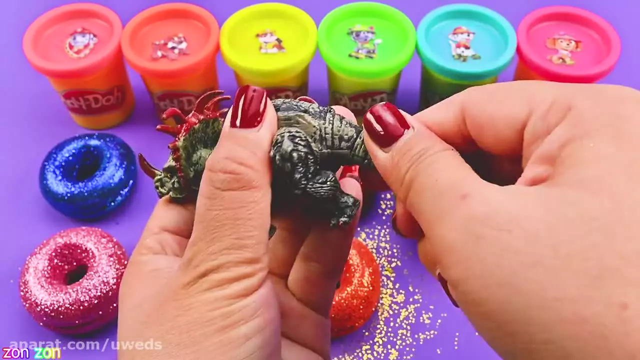 خمیربازی کودکانه - ساخت بستنی با خمیر و اکلیل