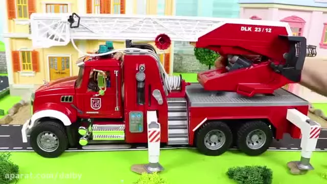 ماشین بازی - اسباب بازی کودکانه - جرثقیل/بولدوزر/تراکتور/کامیون