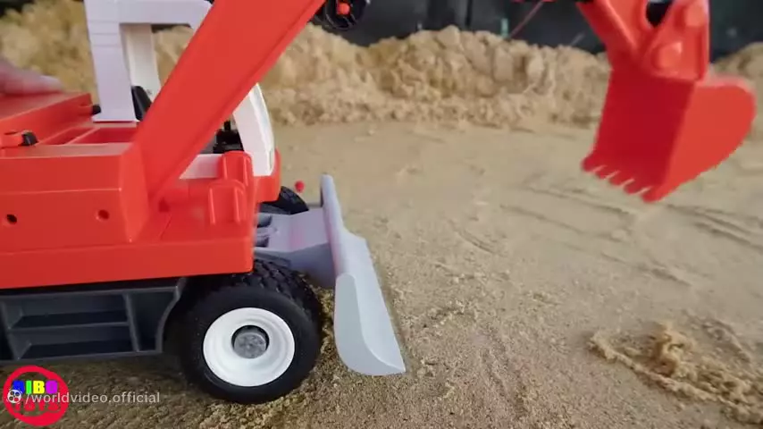 داستان اسباب بازی ها - اسباب بازی بولدوزر - ماشین کامیون - اسباب بازی بیبو