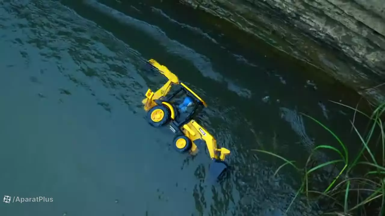 بیل مکانیکی اسباب بازی ، ماشین های پلیس بازی ، بولدوزر داستان های خنده دار