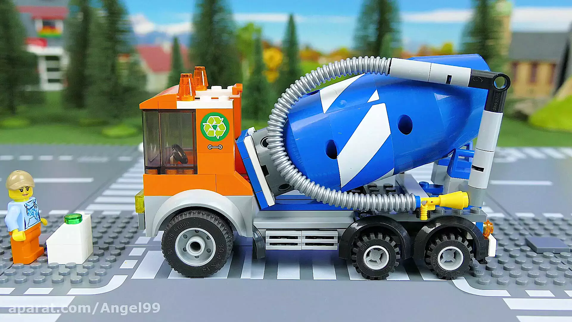 ماشین بازی - بولدوزر - میکسر بتن - کامیون کمپرسی - مونتاژ جرثقیل سیار - لگو