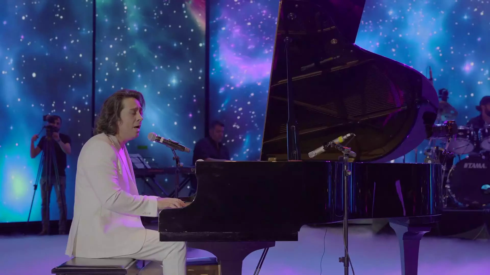 Video  Alireza Gharaeimanesh - Setare Joon (Live In Concert)