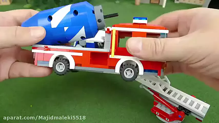 ماشین بازی کودکانه شهر لگوها : بولدوزر , هلی کوپتر پلیس و جرثقیل