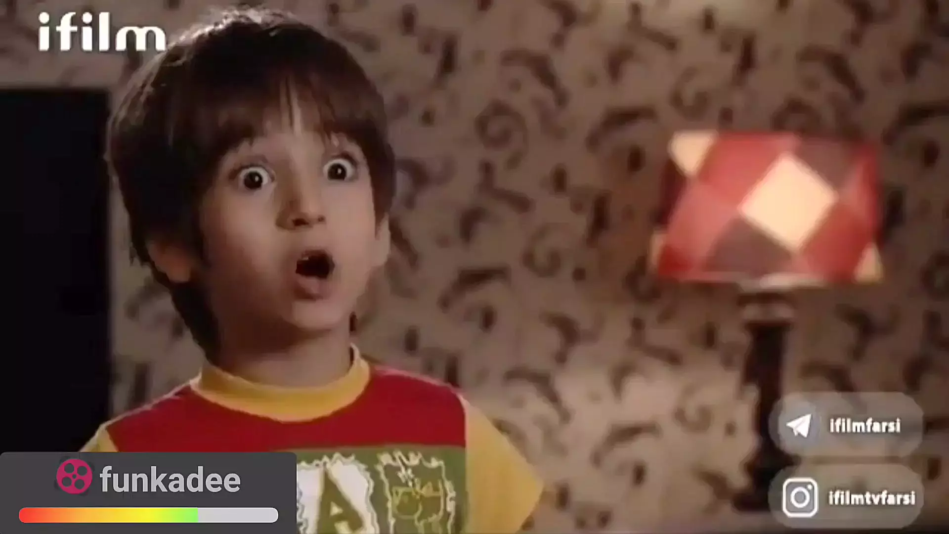 سکانس خنده دار سریال شمعدونی ...