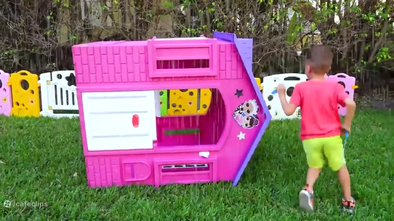 برنامه کودک ولاد و نیکی؛ برنامه کودک ولاد و نیکی, ولاد و نیکیتا، ولاد نیکی کریس