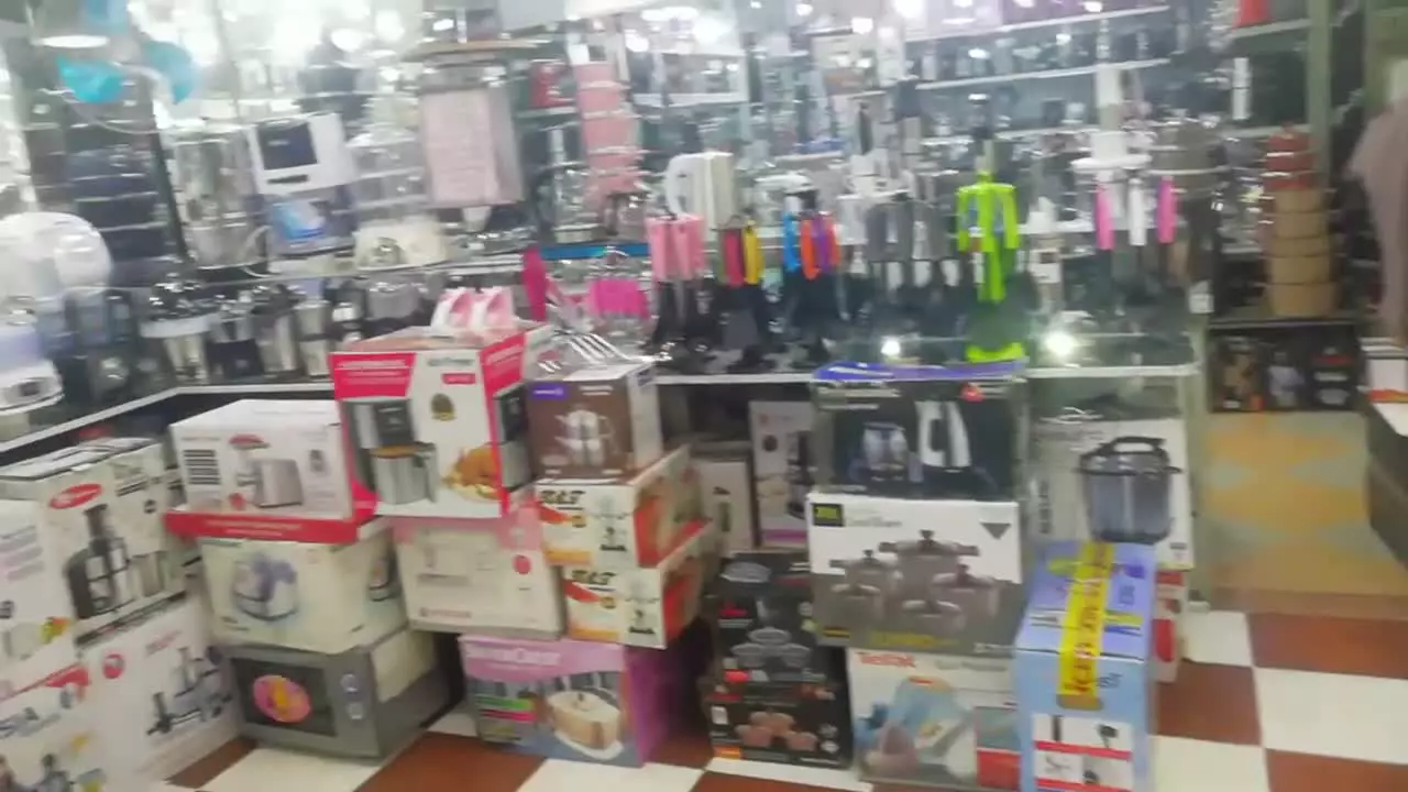 شرکت بازرگانی تجاری چرو