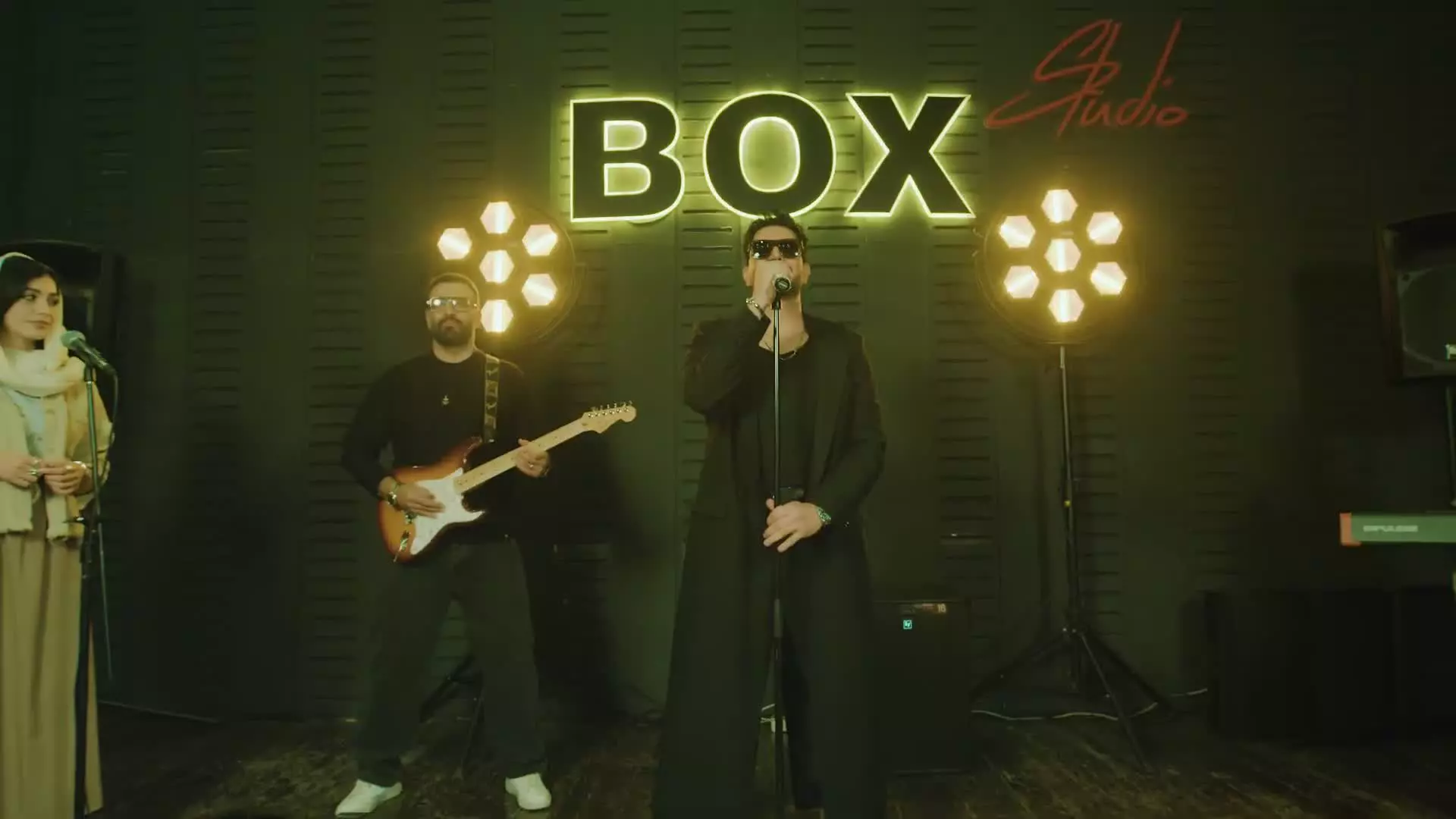 Video Farzad Farzin - Roz O Shab (Live Version)