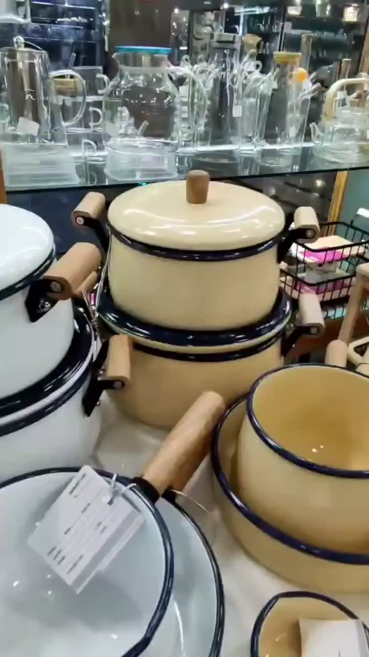 سرویس قابلمه لعابی