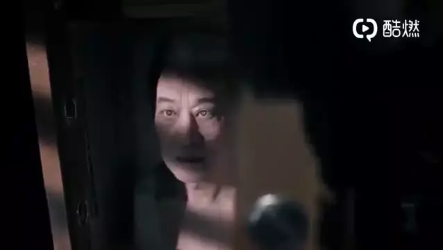 دانلود فیلم چشم طوفان از سایت سینما فلیکس با دوبله فارسی