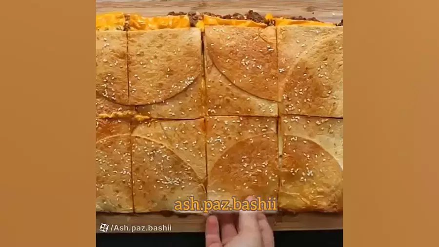 غذای خاص با گوشت چرخکرده پیرنه گوشت یک غذا خاص