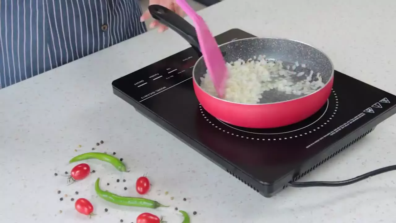 طرز تهیه قارچ شکم پر: غذای شکم پر خوشمزه با قارچ و گوشت