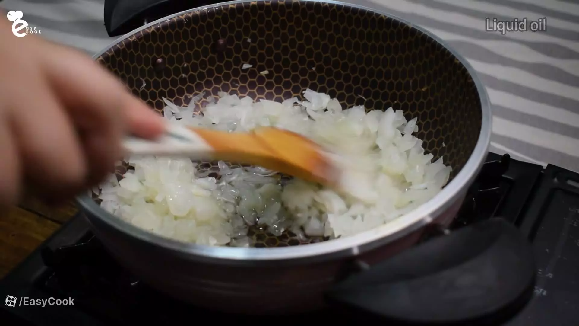 گوشت چرخکرده و رب گوجه خوشمزه ترین غذا برای شام