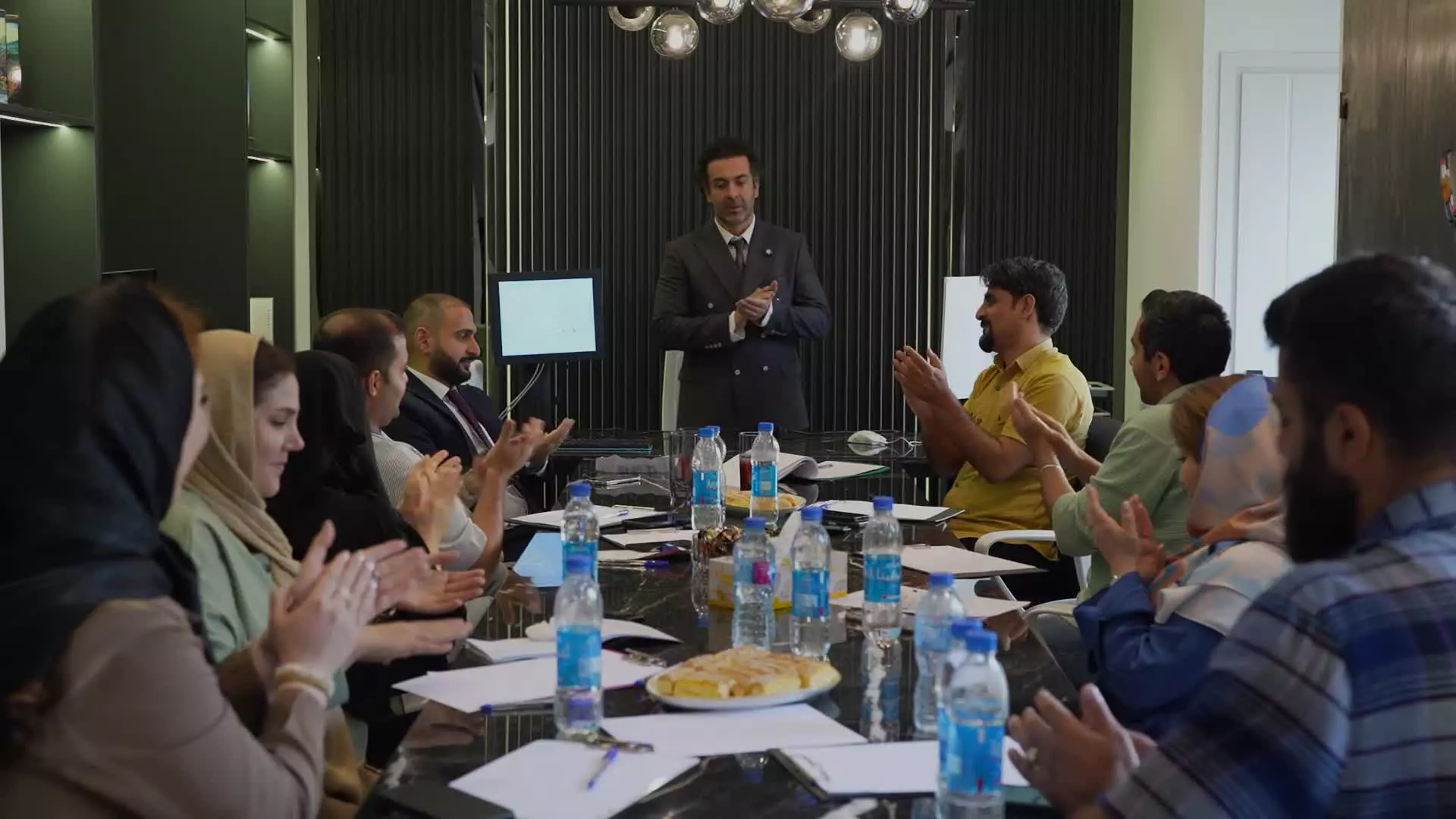 جلسه شرکت پریان طب با نمایندگان استانی