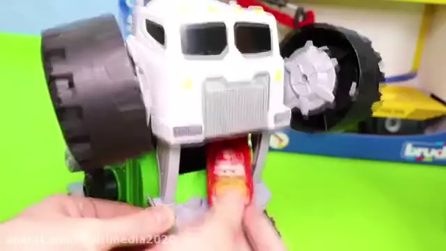 برنامه کودک ماشین بازی کودک _ با داستان تعمیر ماشین قرمز رنگ