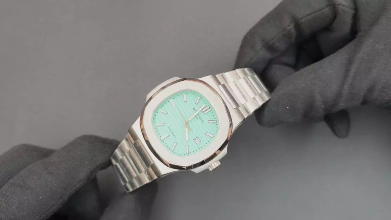 ساعت مردانه پتک فیلیپ ناتیلوس لوکس آویز