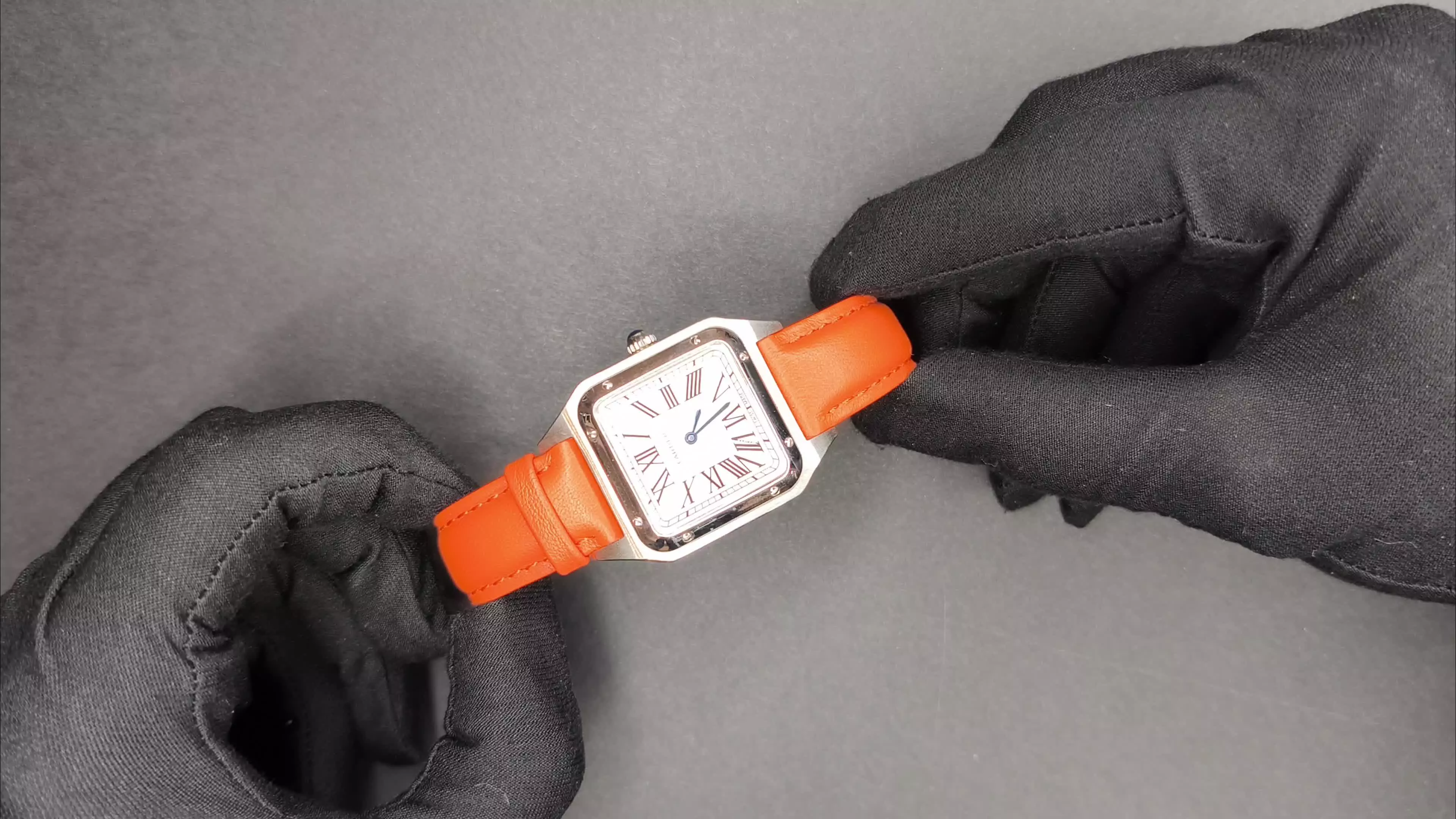 ساعت مردانه کارتیر دموند لوکس آویز