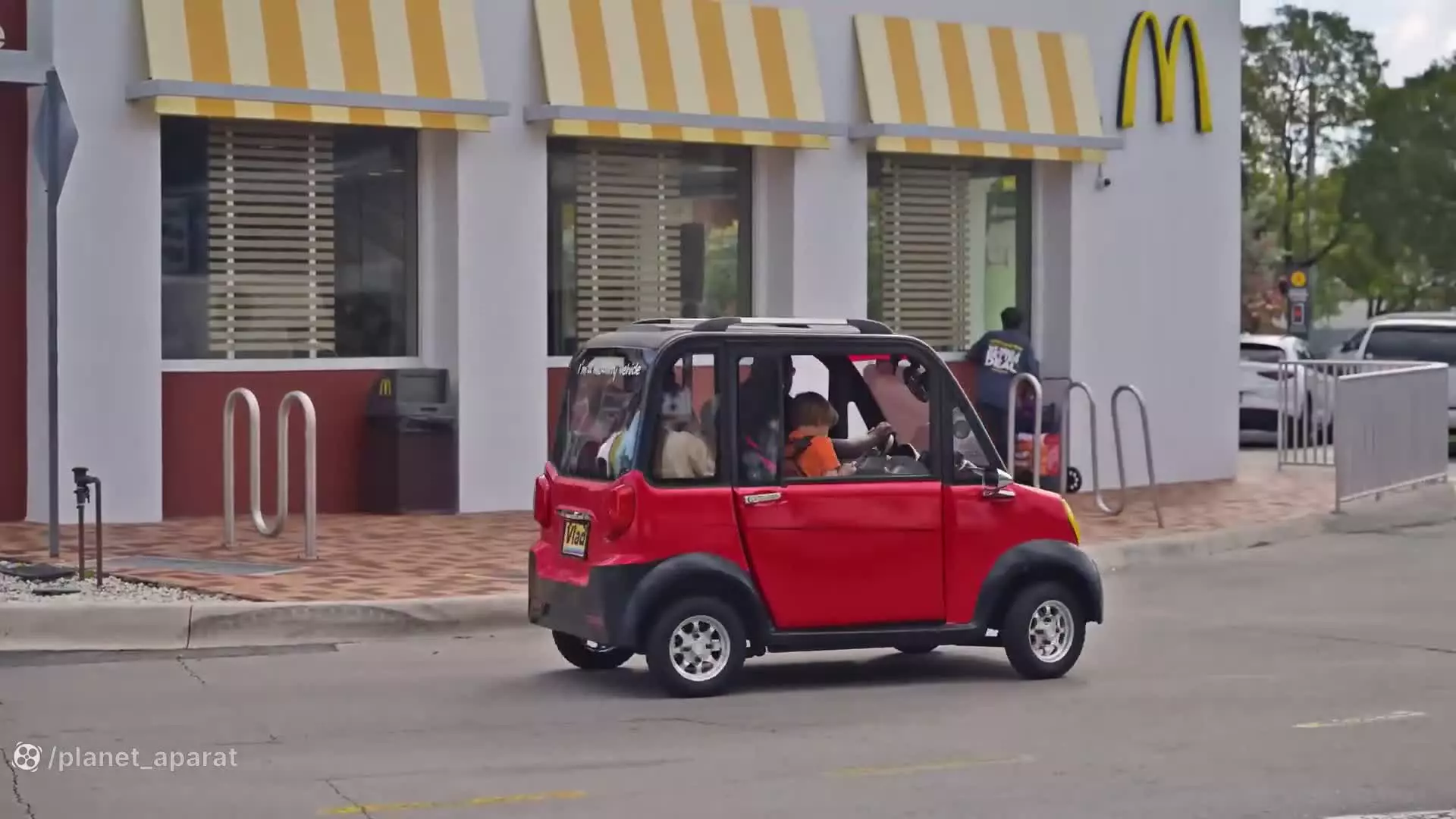 ولادو نیکی-جعبه جادویی-ولاد و دوستان جدید-برنامه کودک ولادو نیکی-کارتون ولاد