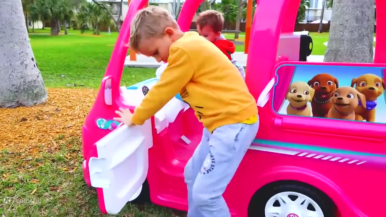 ولاد و نیکی-نیکی چالش جدید ماشین صورتی-کارتون ولاد ونیکی جدید- کودک ولادو نیکی