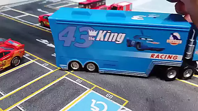 کارتون سرگرمی ماشین بازی کودکانه جدید : مک کویین های رنگی