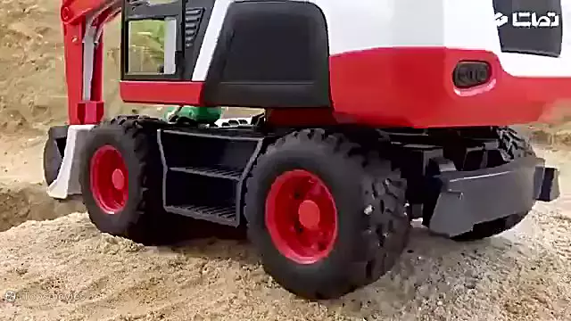 فیلم ماشین بازی کودکانه جدید  تصادف موتور پلیس و پل سازی با لگوهای رنگی