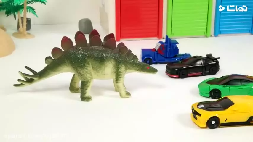 حمله دایناسور به اتوبوس های کوچولو و کمک ماشیناسورها : ماشین بازی کودکانه جدید