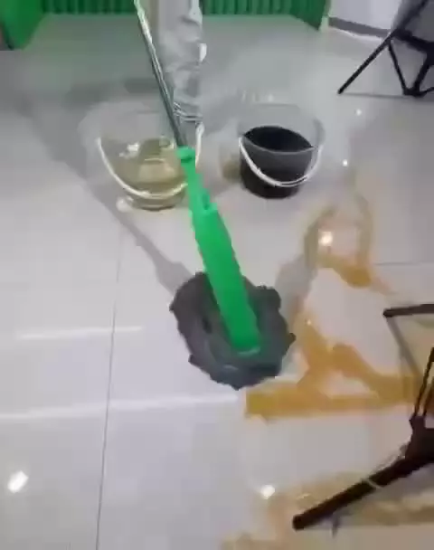 طی نخی آبگیر پلاستیکی سبز قیمت : 255/000 تومان کارتن : 50 عددی