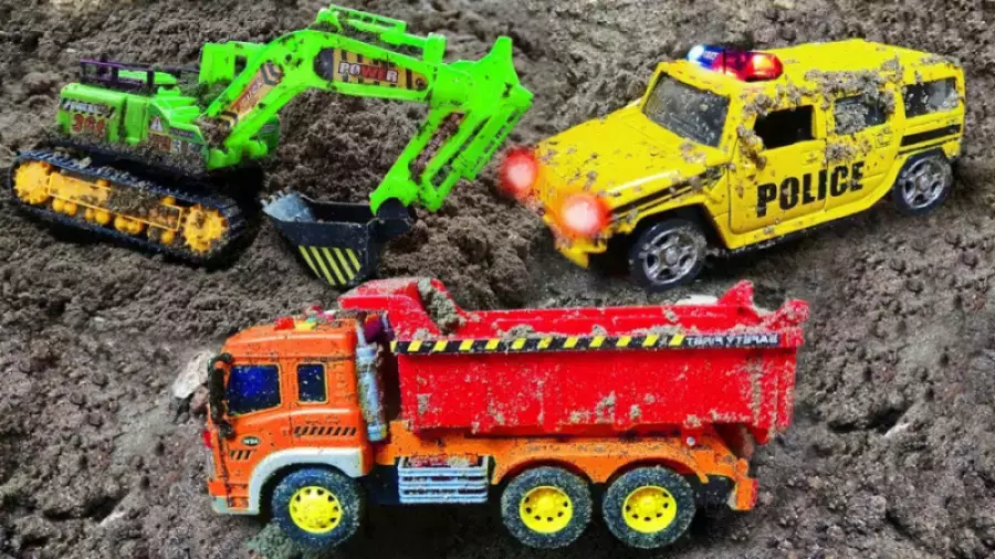 فیلم ماشین بازی کودکانه پسرانه جدید - کامیون آشغالی جهت دفع آشغال ها در بیابان